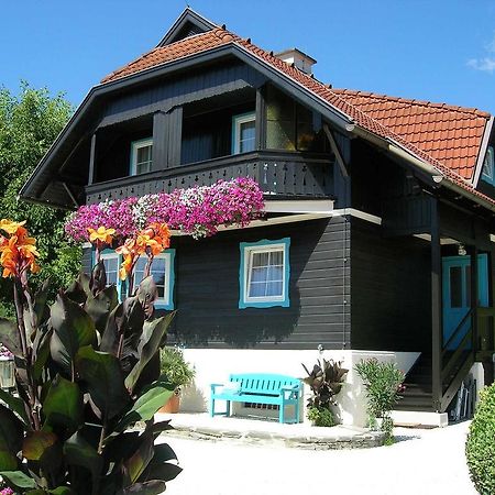Haus Thon Lägenhet Bodensdorf Exteriör bild